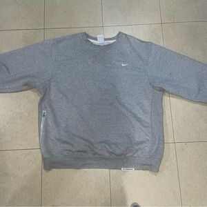 Nike Gray Crewneck Sweater with Classic Design